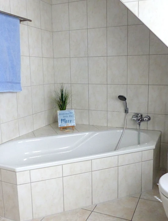 Bad Obergeschoss, Badewanne