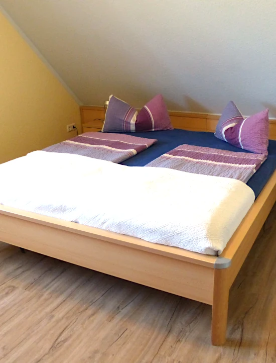Schlafzimmer 2 mit Doppelbett